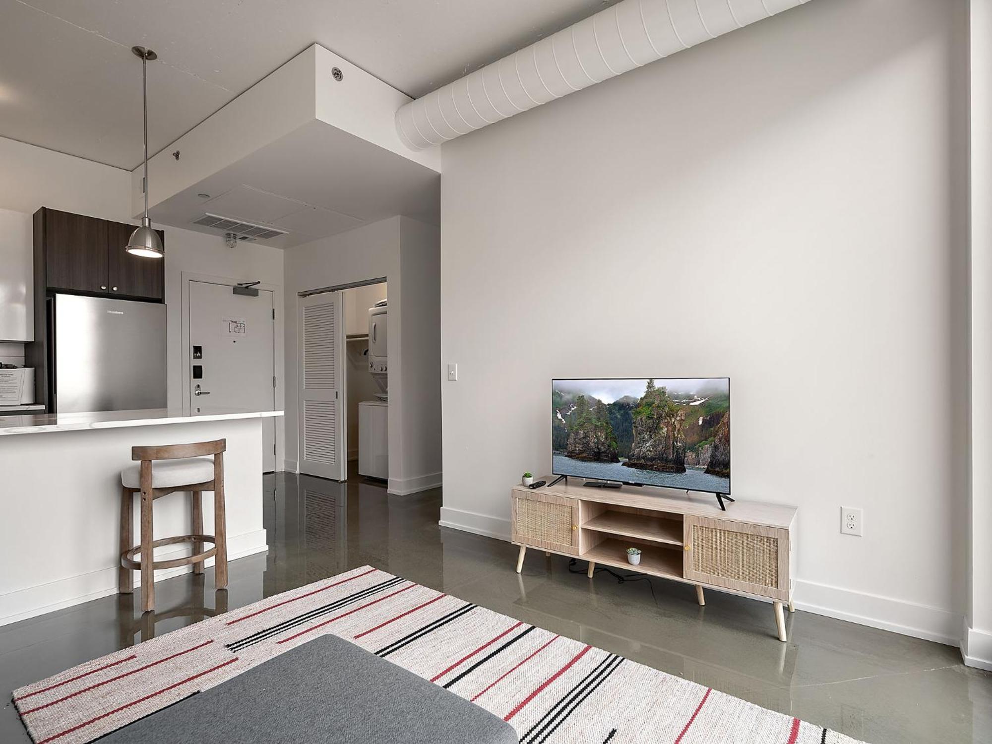 Two Cozysuites Nlg W Pool Bowling Alley Sauna #14 & 15